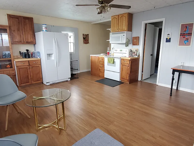 2084 W Condie Dr — Photo 1