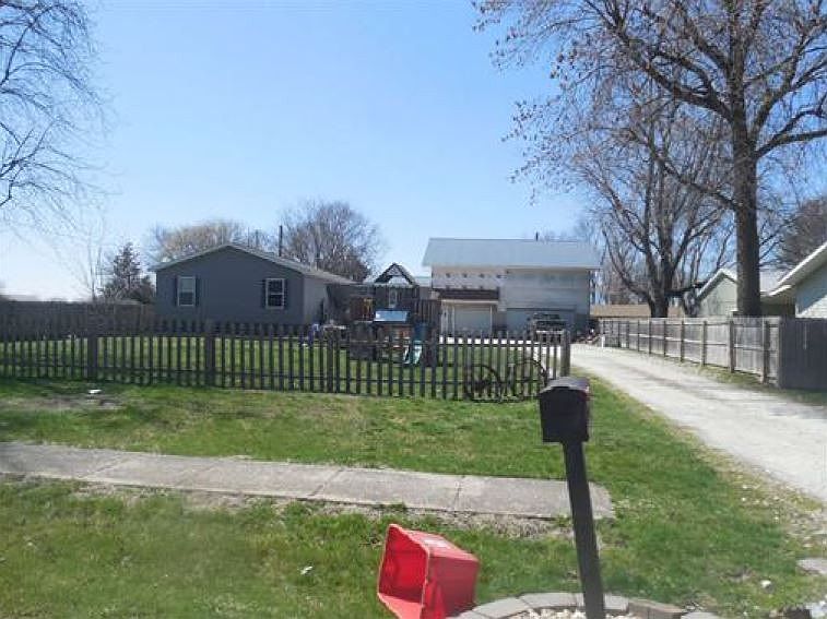1st image of 302 S C St