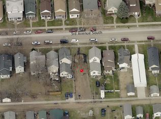 625 3rd Ave S, Clinton, IA 52732