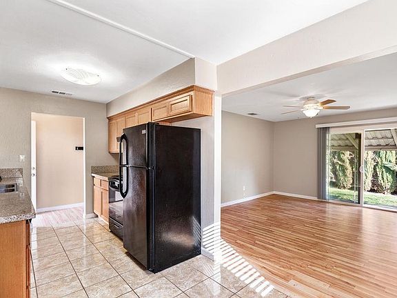 5th image of 8779 Blinman Way