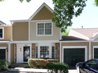 2201 Teton Pkwy, Algonquin, IL 60102