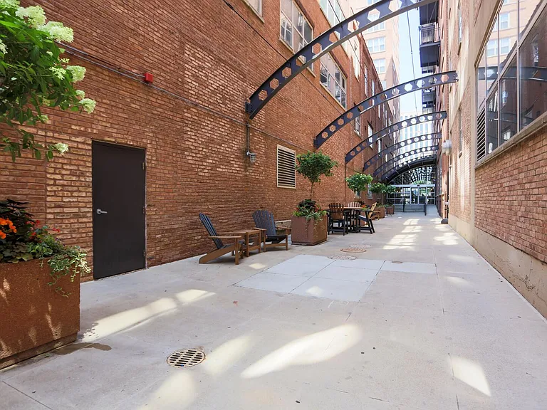500 S Clinton St #503 — Photo 16