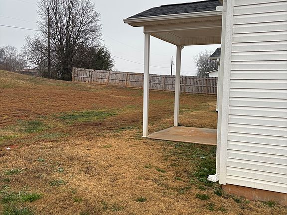 4th image of 138 Peachtree Ln #138