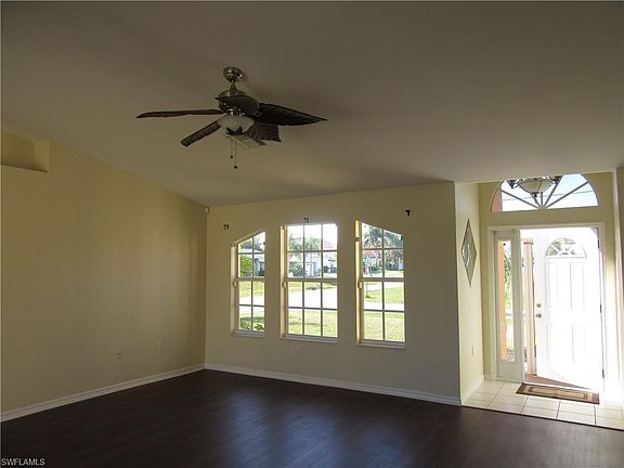 3rd image of 1001 NW 15th Ter