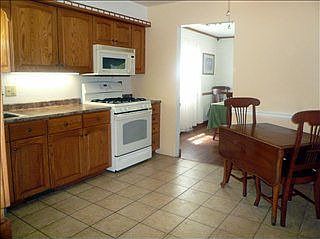 4th image of 1308 Monticello Park Dr