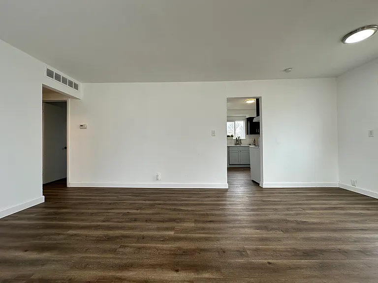 1615 E Greig Ave — Photo 6