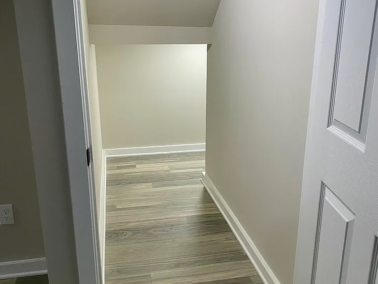 1358 S Main St — Photo 13