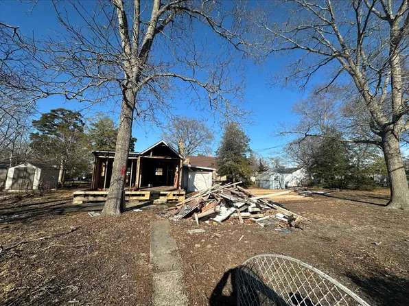 205 E Bates Ave, Villas, NJ 08251