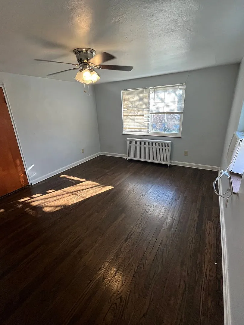 4330 Oakwood Ave — Photo 4