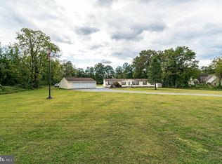 2022 W Philadelphia Ave, Oley, PA 19547