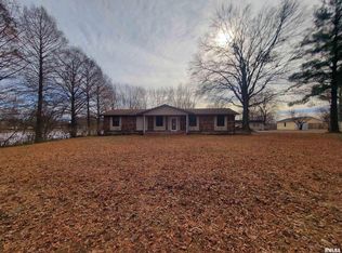 411 E Logan St, De Soto, IL 62924