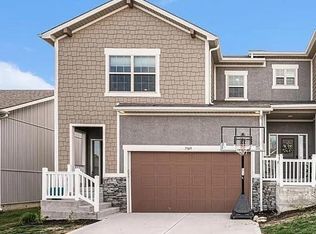 7349 Grand Slam St #34-D, Parkville, MO 64152