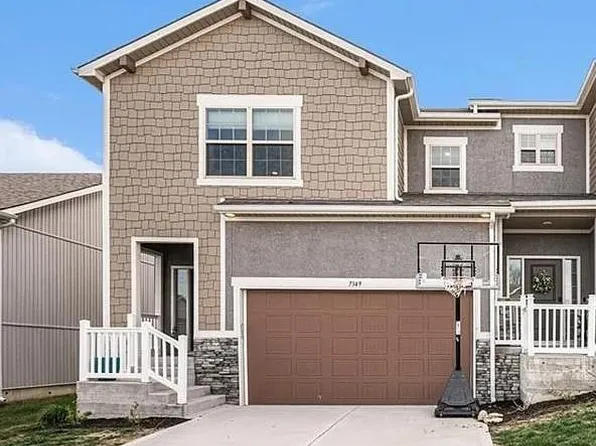 7349 Grand Slam St #34-D, Parkville, MO 64152