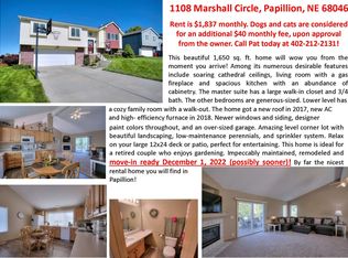 1108 Marshall Cir, Papillion, NE 68046