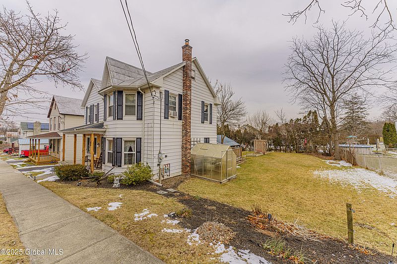 2nd image of 26 S Clement Avenue
