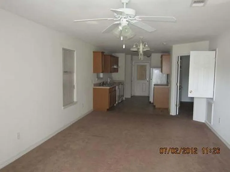 288 Rodenburg Ave #B — Photo 2
