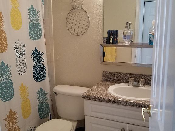 3rd image of 1804 Greenwich Wood Dr APT 21