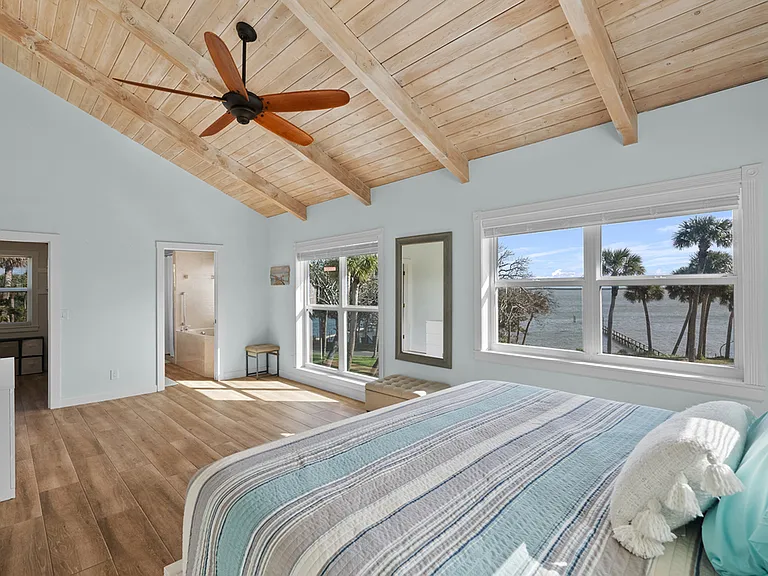 6789 S Indian River Dr — Photo 19