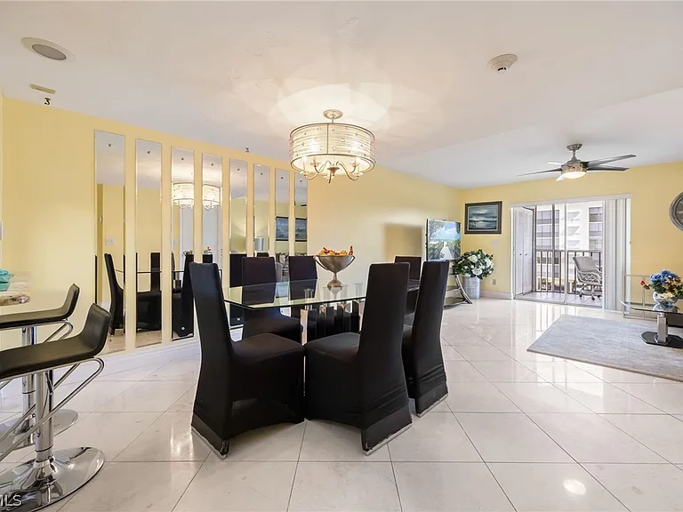 4511 Bay Beach Ln #315 — Photo 9