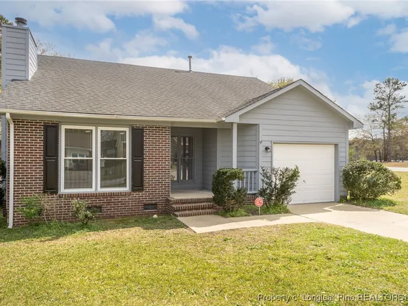 6576 Applewhite Rd, Fayetteville, NC 28304