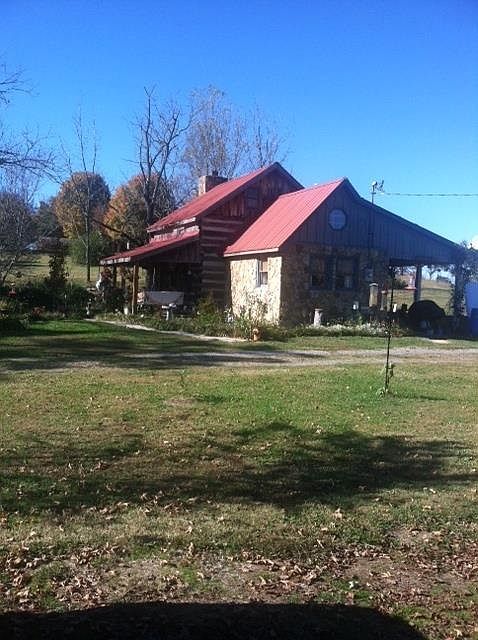 1st image of 130 Charles Eaves Ln
