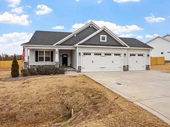48 Laramie Ln, Selma, NC 27576