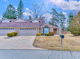 5504 Donavon Dr, Jackson, MI 49201