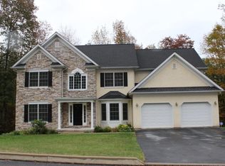 452 Dellert Dr #L-5, Clarks Summit, PA 18411