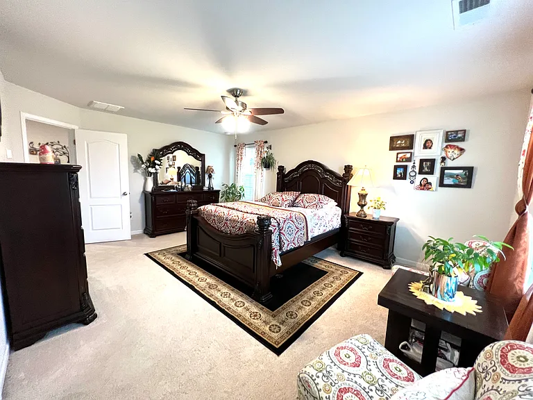 1031 Winnett Dr — Photo 23