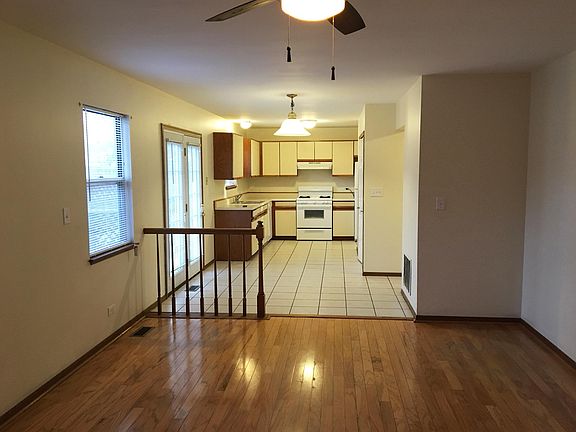 5th image of 2010 Redwood Dr
