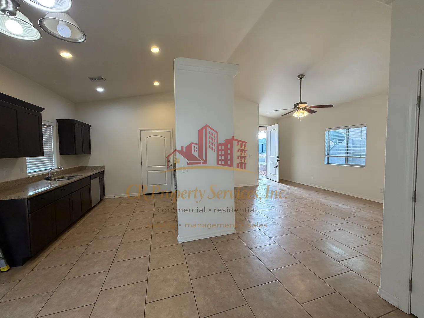 Beautiful 3 Bed, 2 Bath Home with RV Gate Access — Photo 3
