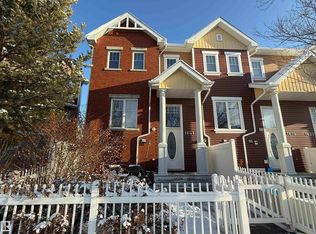 Mosaic Towne Square, Edmonton, AB T6R 0S3