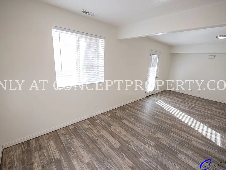 Woodland Cove — Photo 19