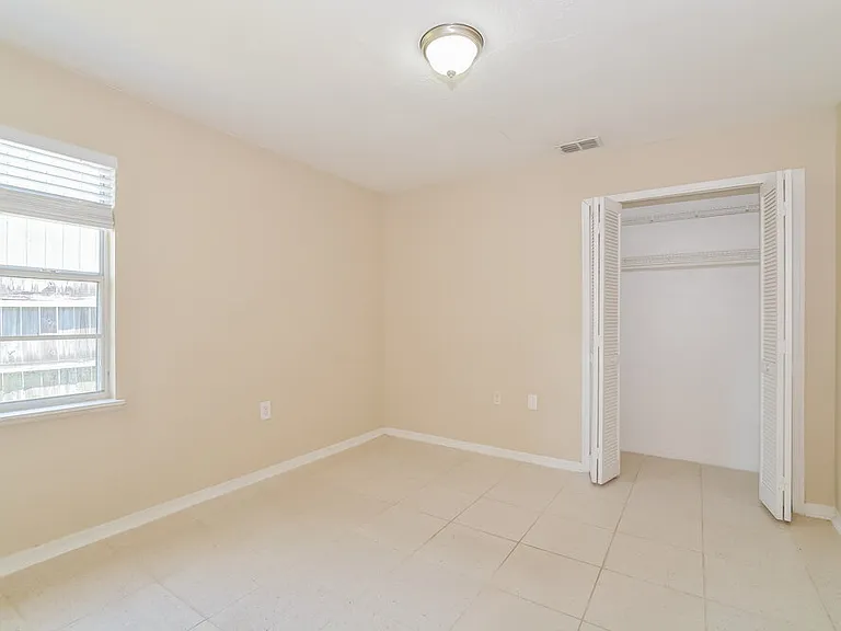 5010 Lighterwood Ct — Photo 13