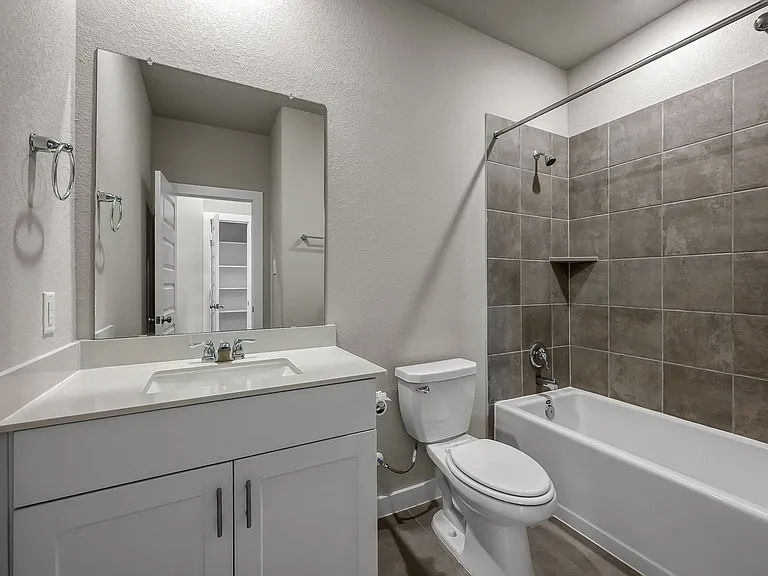 9522 Sugar Berry Dr — Photo 30