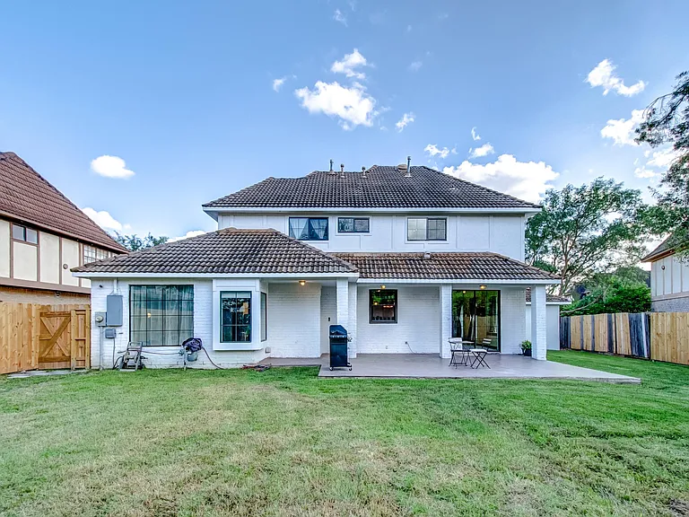 3543 Ashfield Dr — Photo 9