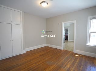 218 Banks St #7, Cambridge, MA 02138