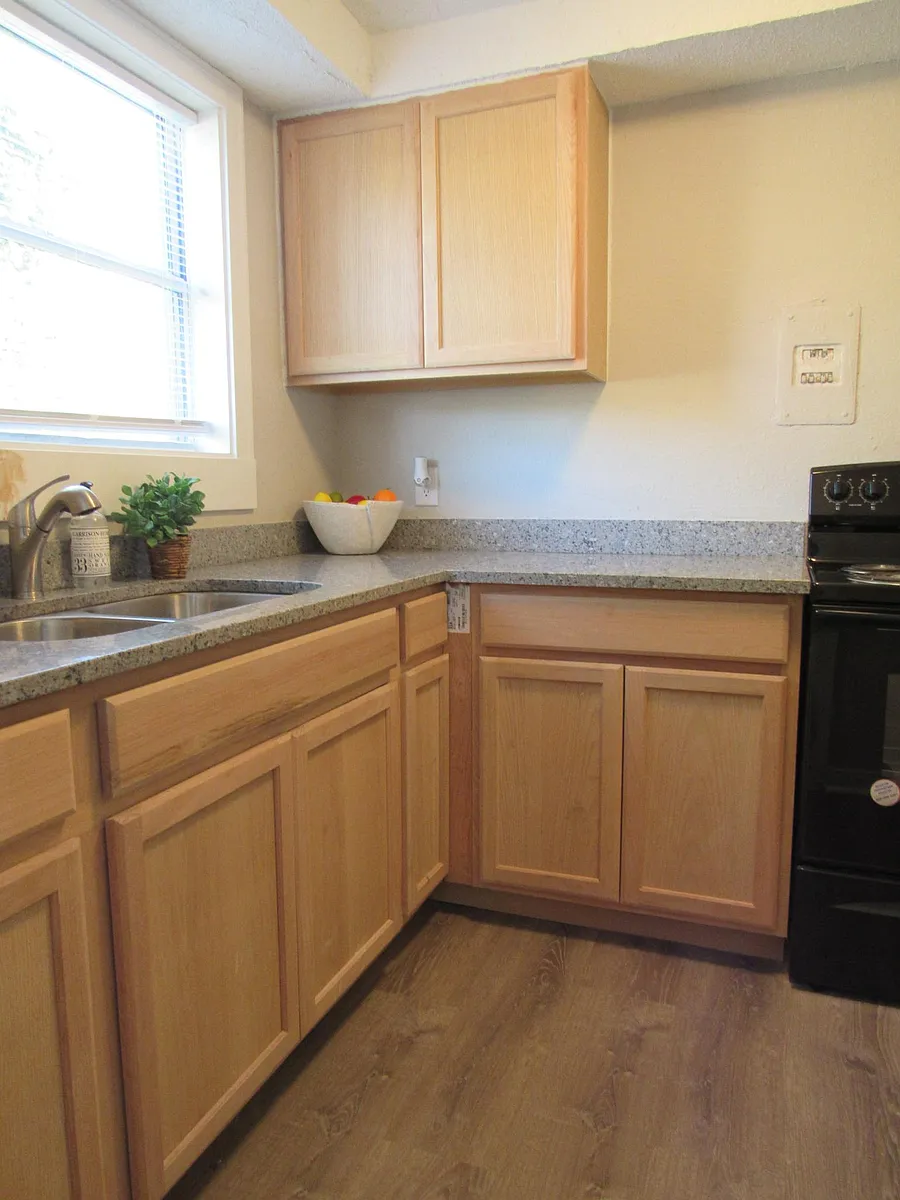 Photo 1 of 21 - The Bricks of Florence - Florence, SC Kitchen - The Bricks of Florence