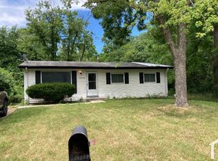 10067 Winkler Dr, Saint Louis, MO 63136