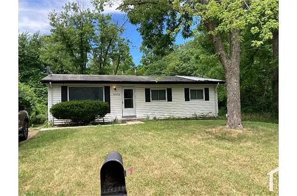10067 Winkler Dr photo 1