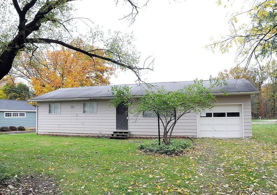 1st image of 2216 Carmen Dr