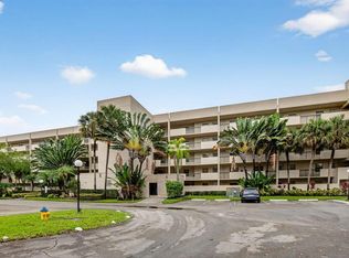 2900 NW 42nd Ave #402, Coconut Creek, FL 33066