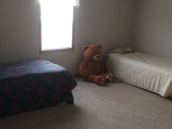 Large upstairs Bedroom
