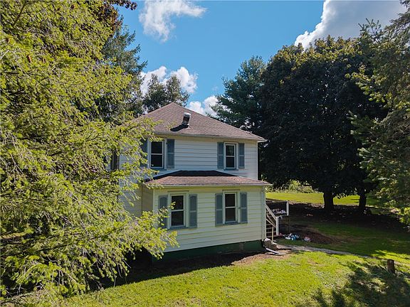 3rd image of 4749 Herendeen Rd