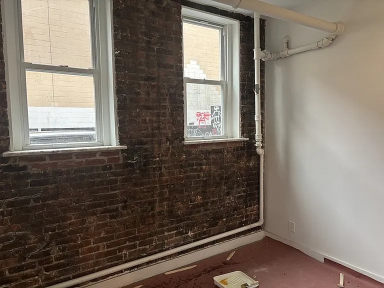 108 Peterborough St #4 — Photo 7