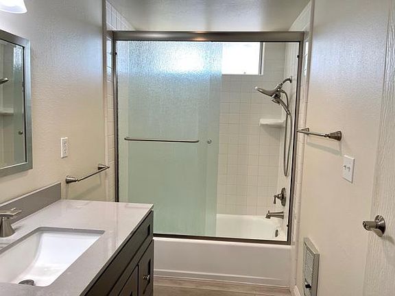 5th image of 11844 Coral Reef Ln #B