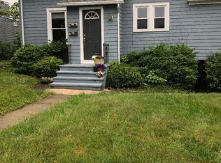 54 Welch Ter, Fairfield, CT 06824