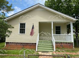 37 Sirrine St, Seneca, SC 29678