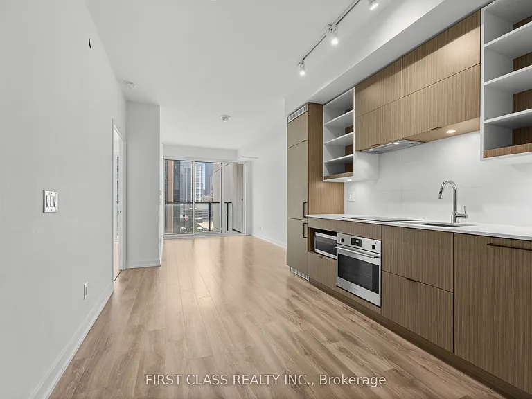 20 Edward St #1309 — Photo 3