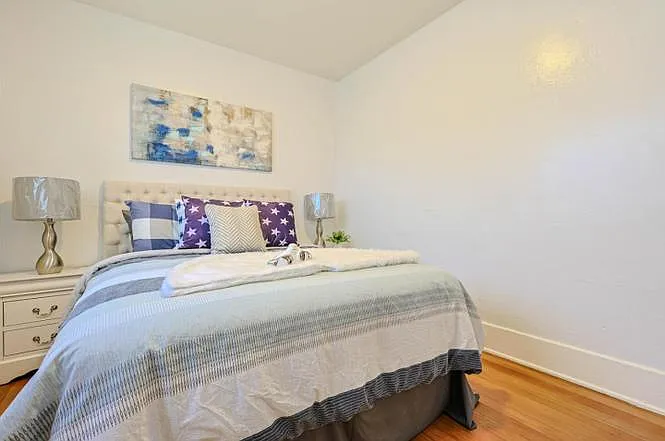 421 Elizabeth St — Photo 8